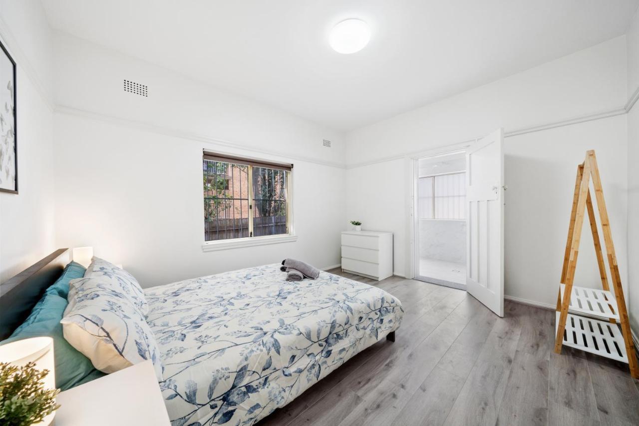 Burwood New 2 Bedroom 2 Bathroom Apartment Sydney Esterno foto